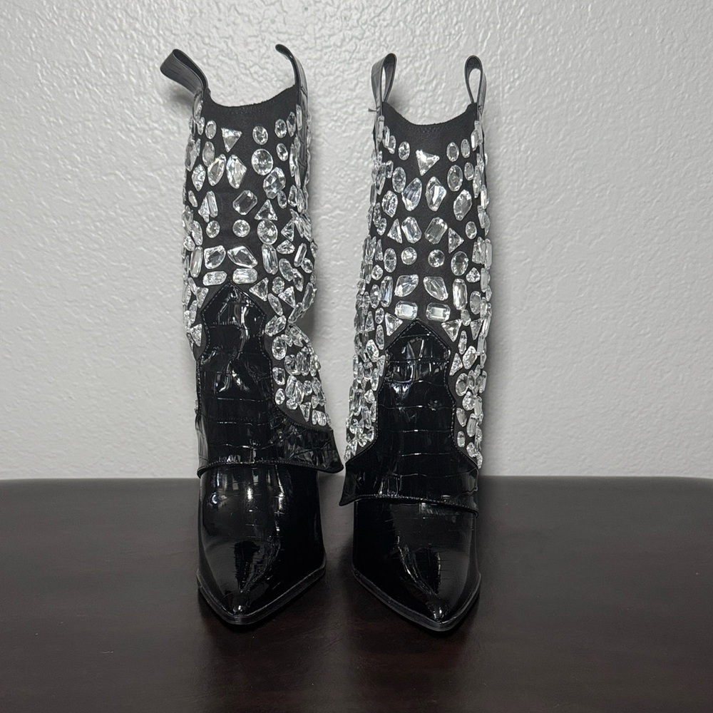 Lauren Lorraine Black and Silver Heeled Cowboy Boots - Picture 4 of 9